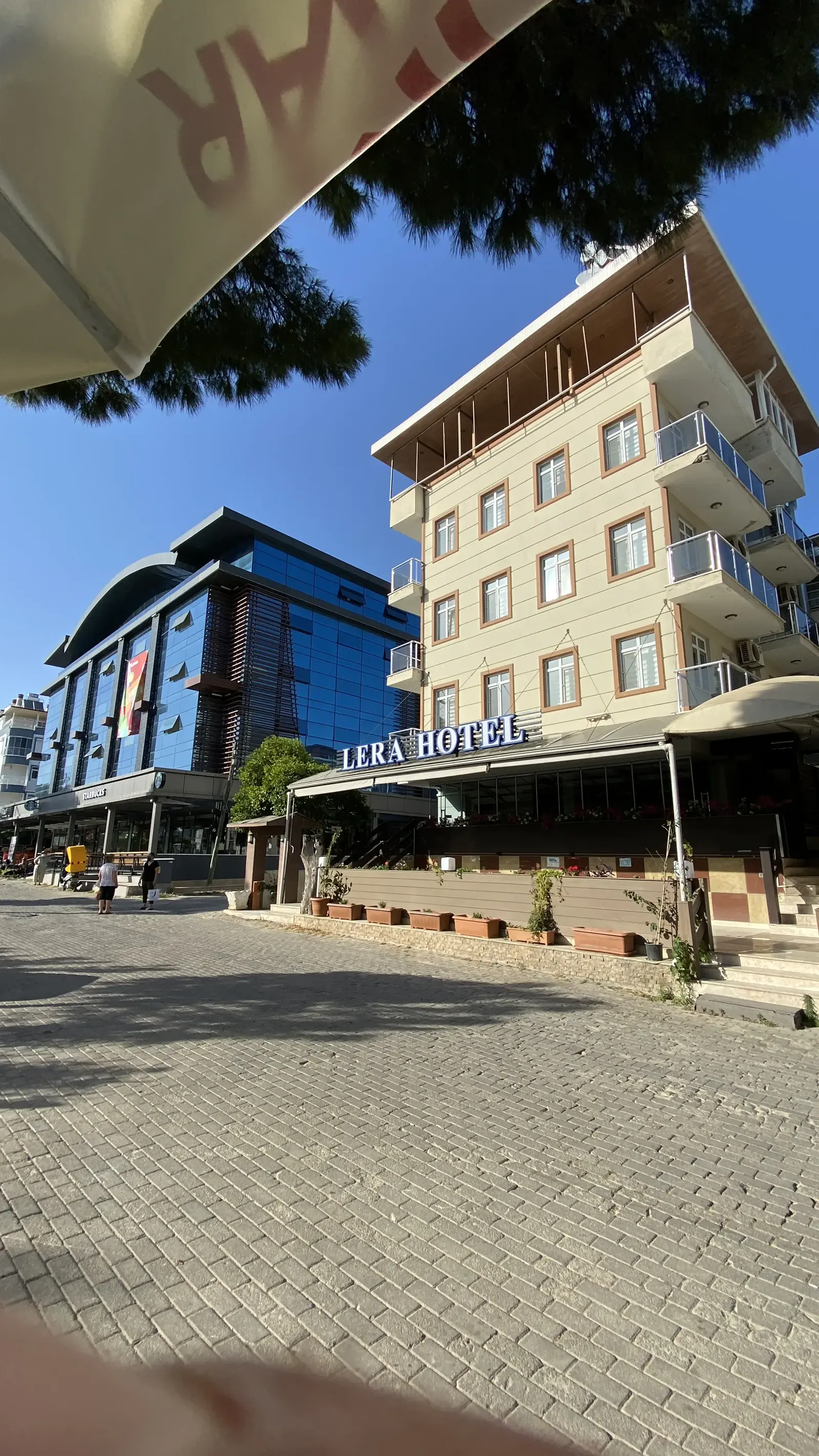 Lera Hotel Atatürk Bulvarı Konumu
